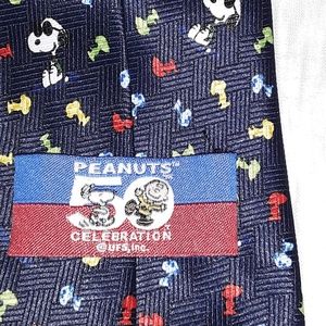 Peanuts 50 year celebration tie snoopy